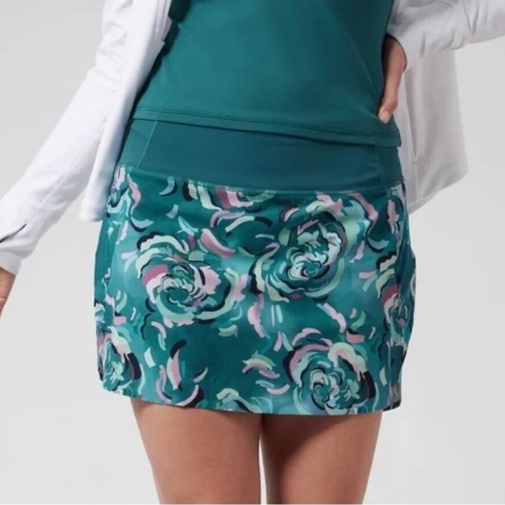 EUC Athleta Run With It Skirt Floral Boreal 14“ Size M (8/10) Pockets Teal
